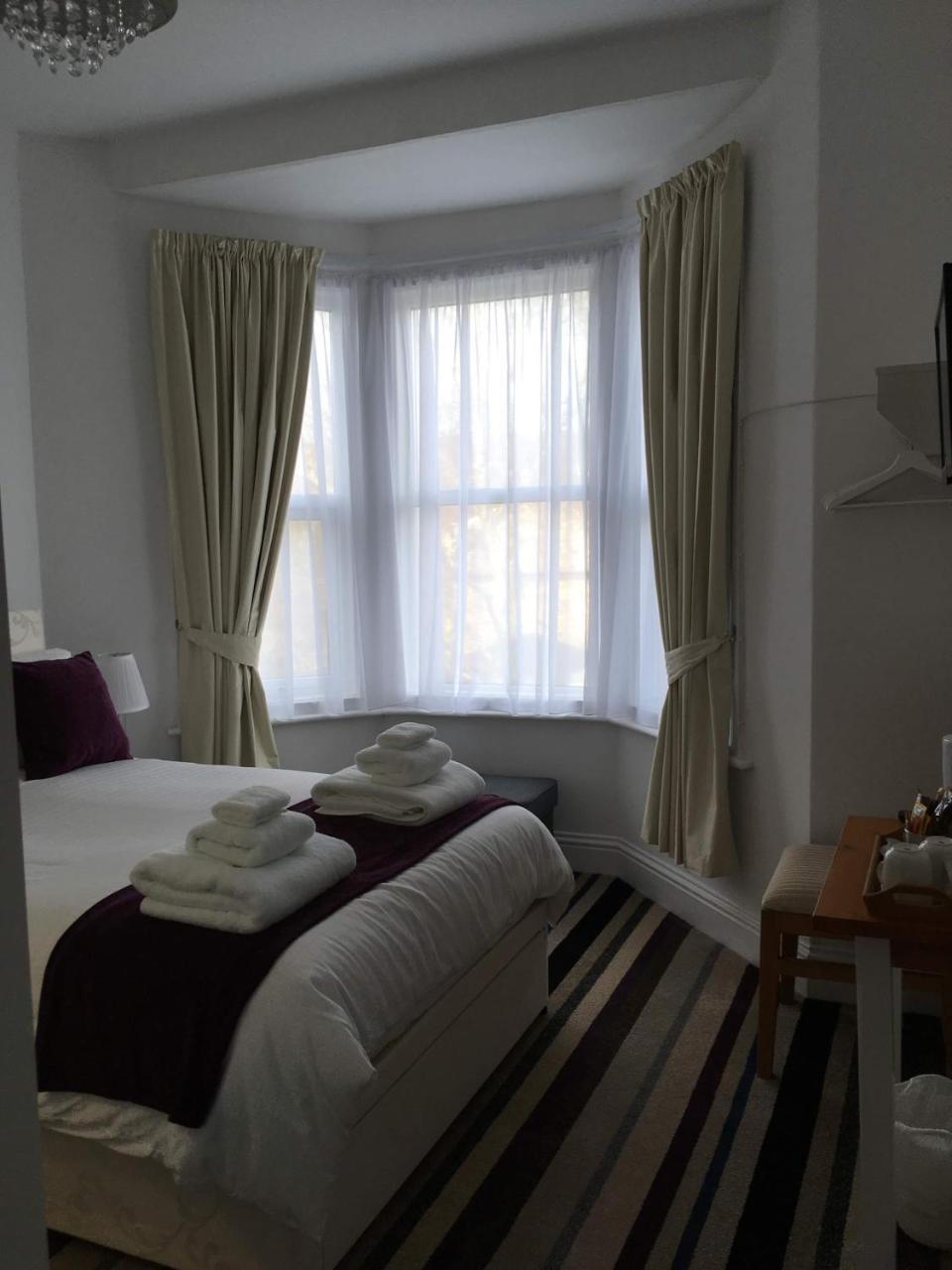 Fernville Guest House Уестън сюпър Меър Екстериор снимка