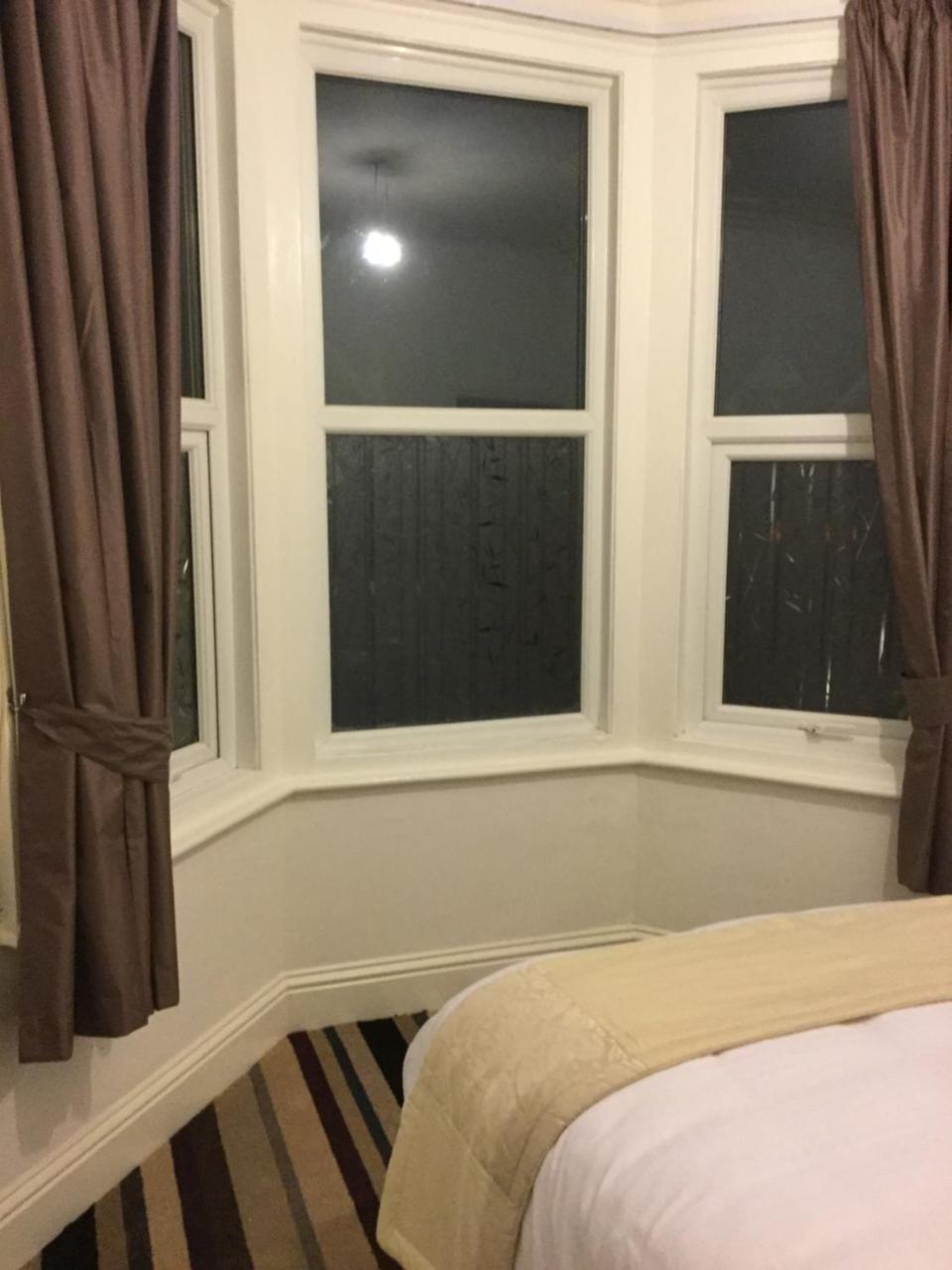 Fernville Guest House Уестън сюпър Меър Екстериор снимка
