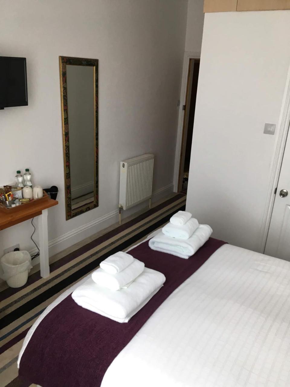 Fernville Guest House Уестън сюпър Меър Екстериор снимка