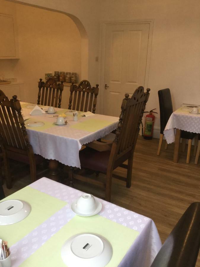 Fernville Guest House Уестън сюпър Меър Екстериор снимка