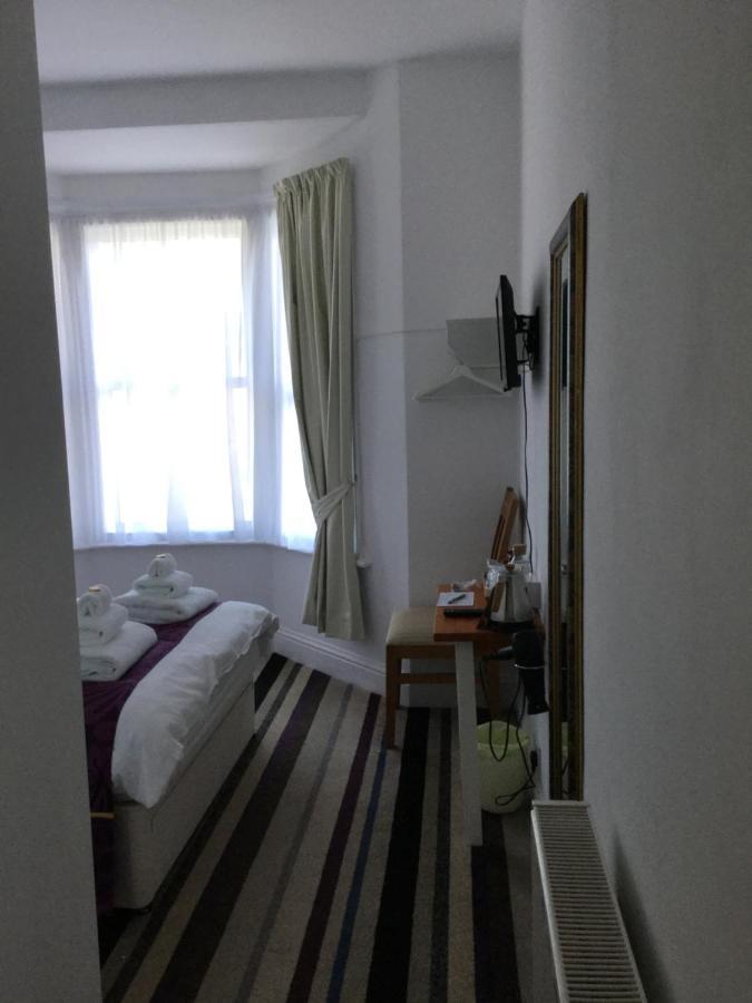 Fernville Guest House Уестън сюпър Меър Екстериор снимка