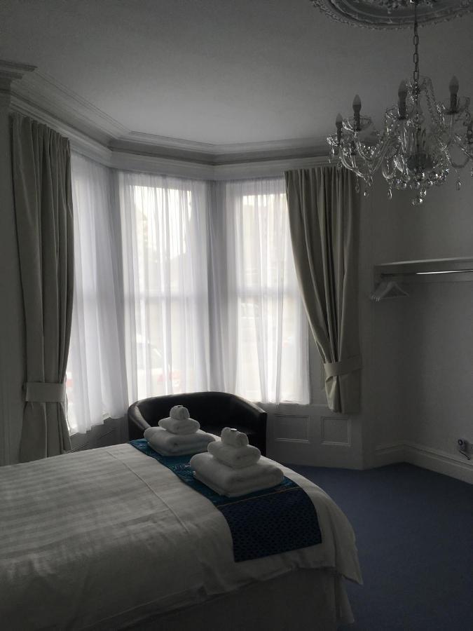 Fernville Guest House Уестън сюпър Меър Екстериор снимка